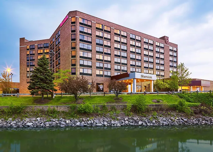 Hotel Sheraton Naperville 3*