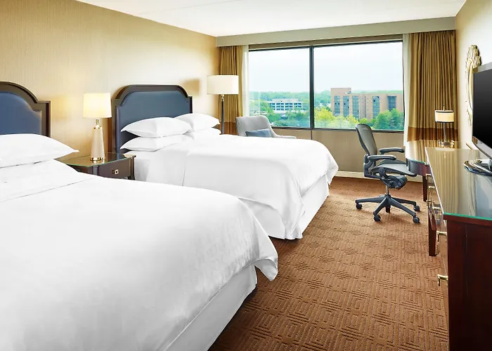 Sheraton Naperville Hotel