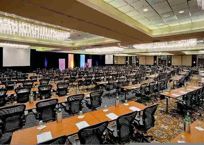 Sheraton Naperville 3* Lisle