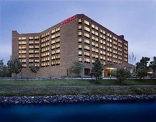 Sheraton Naperville 3*